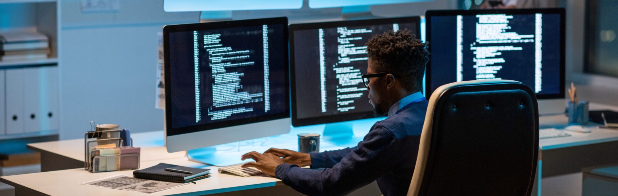 young-contemporary-cyber-security-manager-typing-i-2021-12-09-20-56-00-utc-resize-2